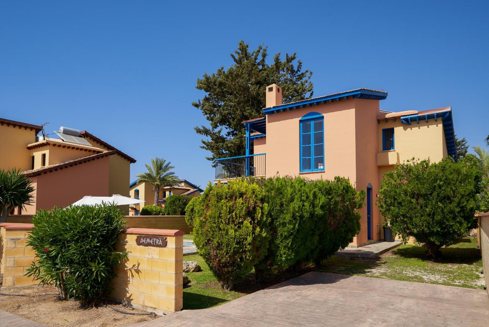 The Olympians Villas Polis Quarto foto